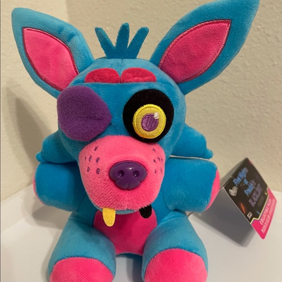 Set of 2, Funko FNAF Five nights at Freddy’s Blacklight plushies 8” plush Toy - Picture 5 of 6